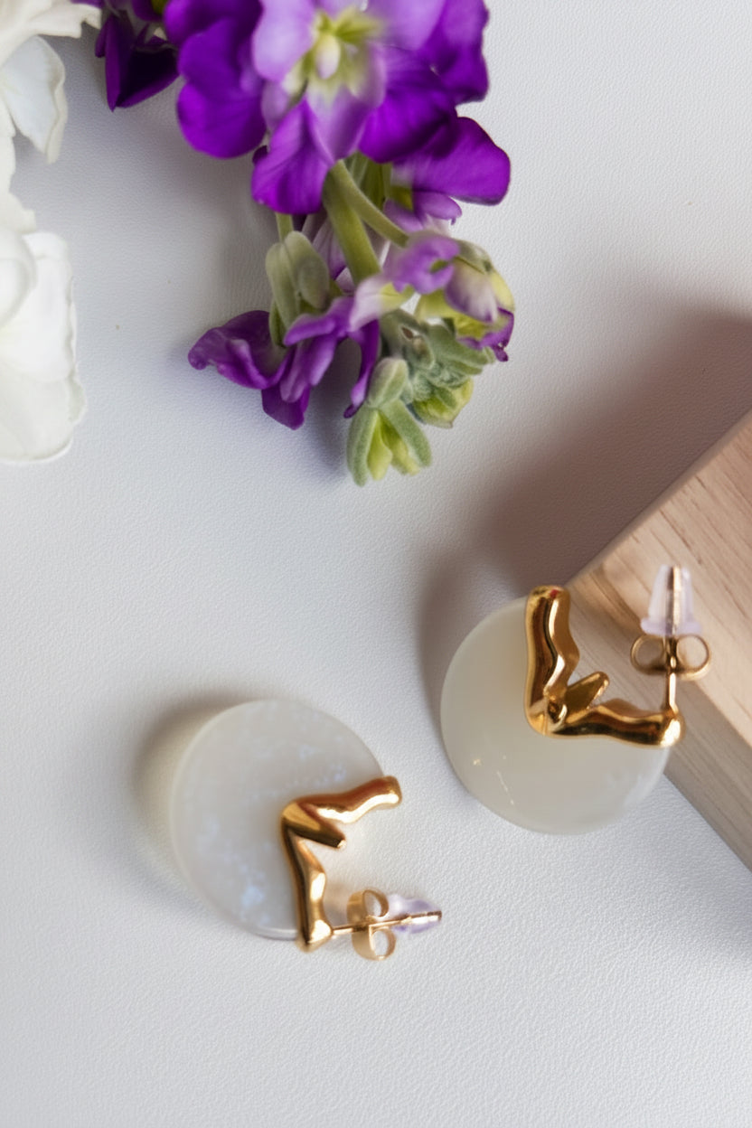 Elara Studs