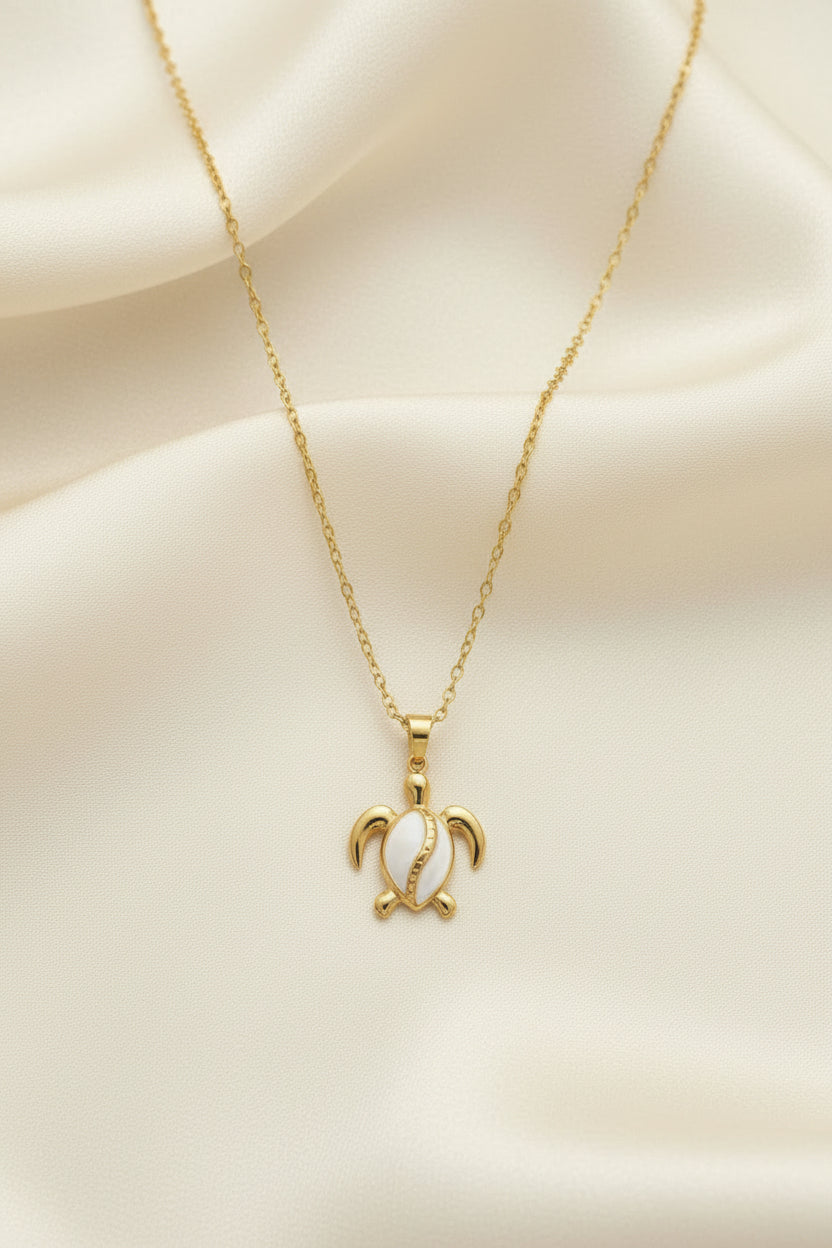 Tortuga Necklace
